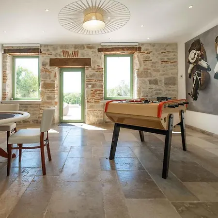 Landhaus Mas Des Sylves - Piscine Interieure Chauffee - Parc De 100 Hectares Saint-Antonin