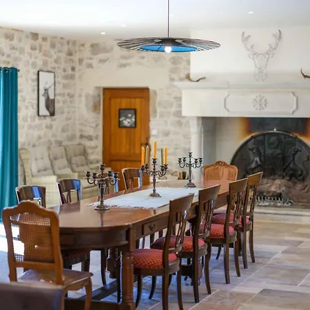 Mas Des Sylves - Piscine Interieure Chauffee - Parc De 100 Hectares * Saint-Antonin