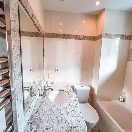 Landhaus Mas Des Sylves - Piscine Interieure Chauffee - Parc De 100 Hectares