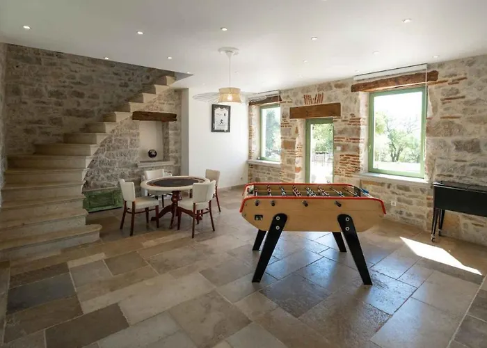 Landhaus Mas Des Sylves - Piscine Interieure Chauffee - Parc De 100 Hectares *