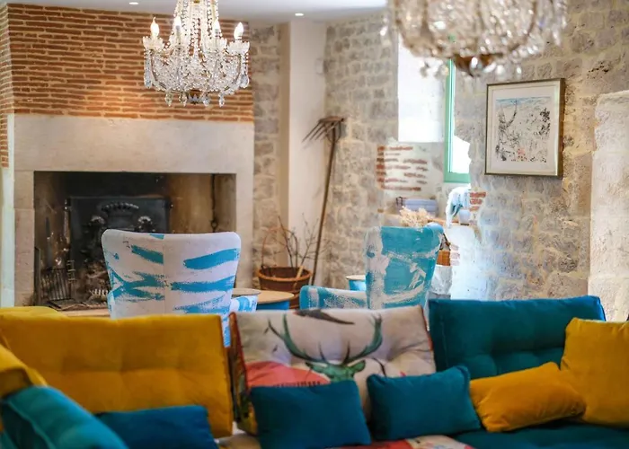 Mas Des Sylves - Piscine Interieure Chauffee - Parc De 100 Hectares Landhaus Saint-Antonin