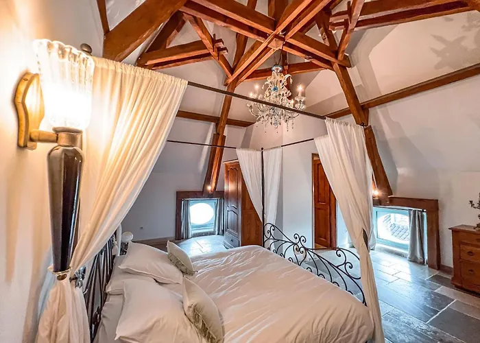 Mas Des Sylves - Piscine Interieure Chauffee - Parc De 100 Hectares Landhaus *