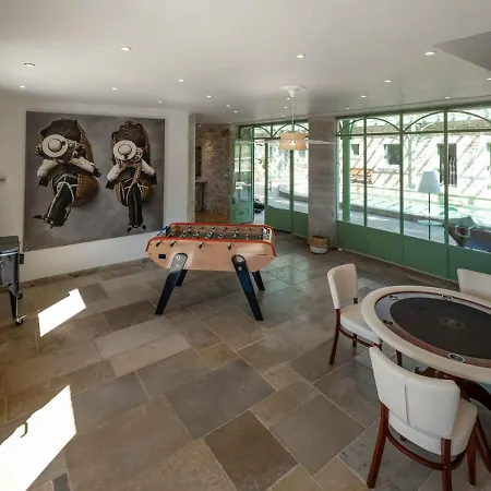 Kır Evi Mas Des Sylves - Piscine Interieure Chauffee - Parc De 100 Hectares *
